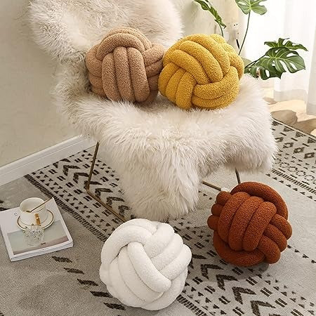 Wool Knotted Bubble Pillow